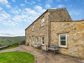 4 Bed in Low Row G0083 - 0