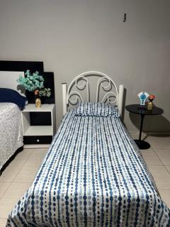 Casa ampla com piscina ideal em Belém - 1