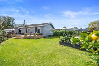 Hannahs Bay Haven - Rotorua Holiday Home - 0