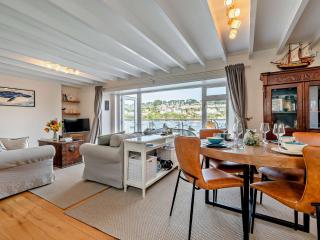 2 Bed in Polruan PC074 - 7