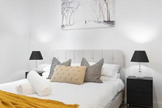 Walk to Everything! Brand New Box Hill 1-Bed Gem - 9