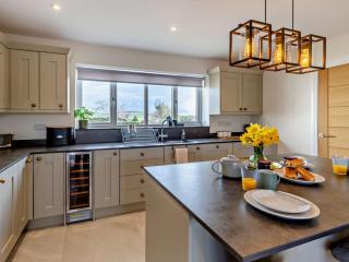 4 Bed in Bishops Castle 94072 - 1