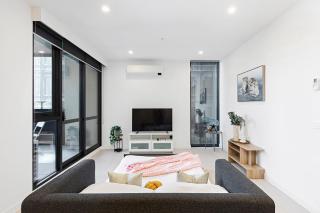 Walk to Everything! Brand New Box Hill 1-Bed Gem - 3