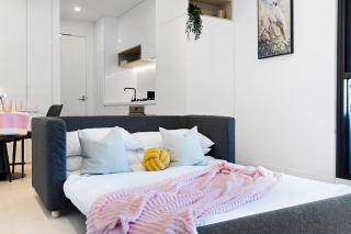 Walk to Everything! Brand New Box Hill 1-Bed Gem - 1