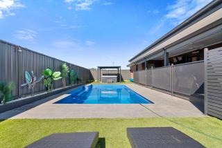 The Ace Escape - Yarrawonga - 0