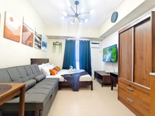 2720T2 Avida Riala IT Park Newly Furnished Unit Queen Bed - 0