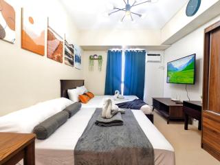 2720T2 Avida Riala IT Park Newly Furnished Unit Queen Bed - 1
