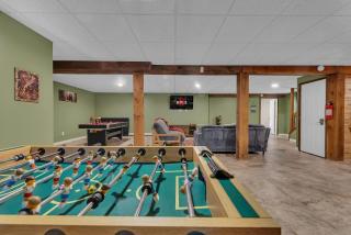 Secluded Log Cabin with Hot Tub Fire Pit Game Room - 5