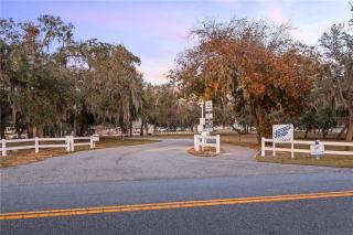 Enchanted Hucks Hideaway - 3