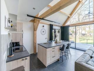 Thatched bungalow with private terrace - 8