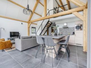 Modern lodge stay with pond view - Schaluinen - 2