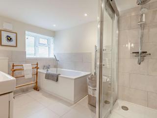 3 Bed in Godshill Wood 94495 - 3