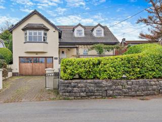 4 Bed in Penally FB267 - 0