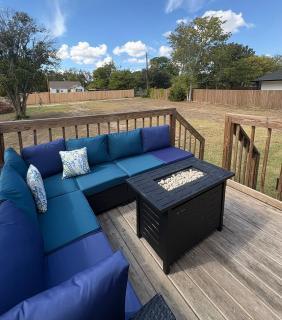 Casa Amor Texas A Vibrant Villa near BS&W with King Bed - 5