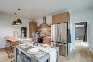 Modern Cabin Living! Mtn-View Gem in Munds Park - 7