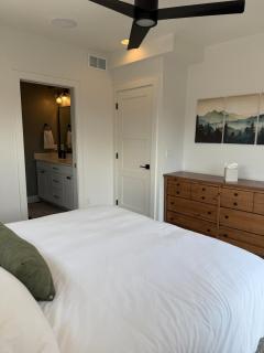 Cozy 3 Bedroom Denver Home by Mile High Stadium and Downtown! - 6