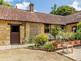 1 Bed in Crewkerne 91795 - 0