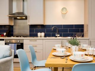 3 Bed in Eastbourne EHC38 - 8