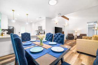 4BR Home by Six Flags, UTSA and La Cantera - 8