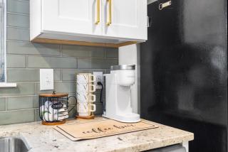 4BR Home by Six Flags, UTSA and La Cantera - 5