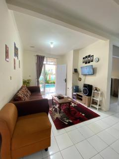 Villa Fathan bukit cipendawa - 2