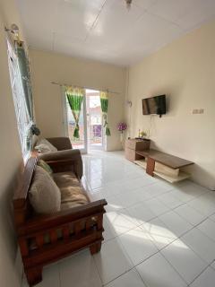 Villa Fathan bukit cipendawa - 1