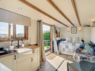 1 Bed in Cheltenham 95422 - 5