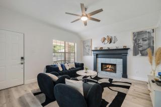 Modern 3BR in Bishop Arts Walk to Shops - 9