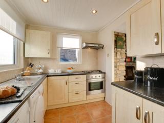 2 Bed in Seahouses CN067 - 6