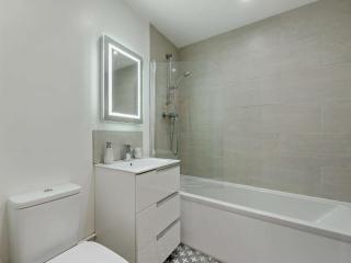 2 Bed in Saundersfoot FB271 - 1