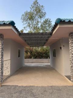 Sunshine Rest Resort - 1