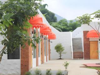 Monoko Porploen Resort Suanphung - 8