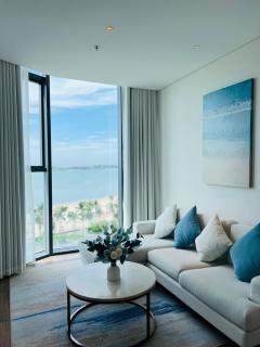 A La Carte Hạ Long- Little Kun Homestay - 8