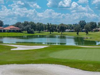 Lake Jovita 3BR Golf Villa including Black Diamond Access - 3