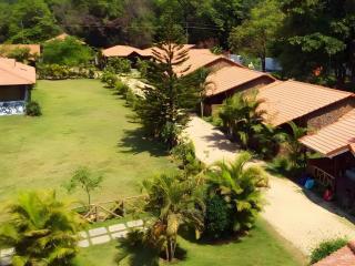 Shangri-La Jungle Village Resort - 8