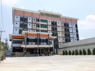 Phetlada Pavilion & Resort - 0