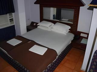 Hotel Charans International - 7