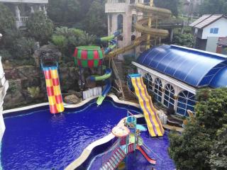 Grand Paradise Hotel Lembang - 1