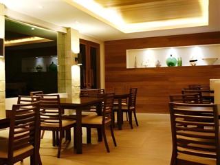 Pineapple Island Resort - 8