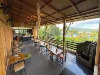 Hotel Driftwood with Swimming Pool - 1