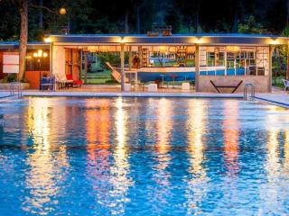 The Banyan Leaf Resort - 9