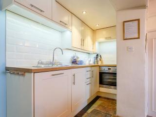 3 bed in Brixham BX030 - 2