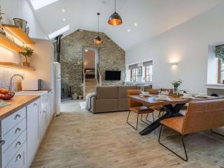 3 bed in Llandysul 87071 - 0