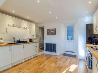 3 Bed in Brixham 80655 - 2