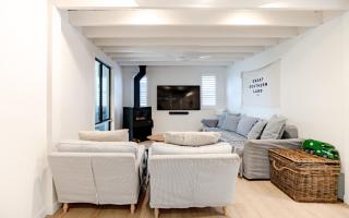 The Rest - Stunning Noosa Family Beach Cottage With Heated Pool - 4