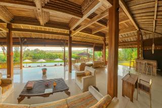 Barefoot in the Heart - 1