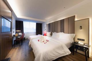 Jinjiang Metropolo Haikou East High Speed Railway Station Normal University - 1