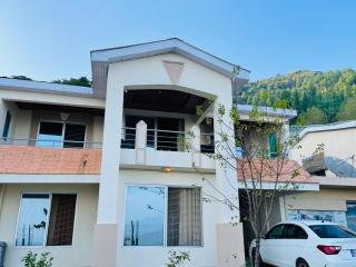 Nook House - Valley View Villa - 8