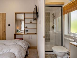 3 Bed in Hope 94112 - 1