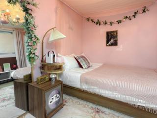 Binnastar -A magical stay near Hyochang Park - 3